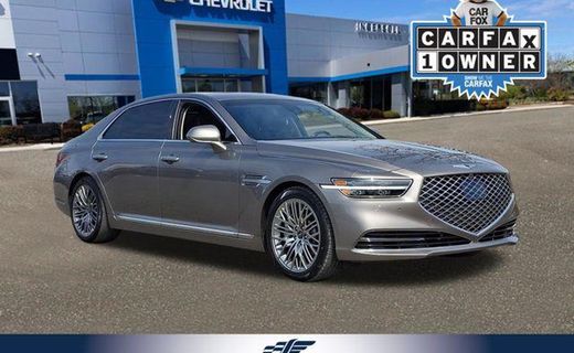 2022 Genesis G90