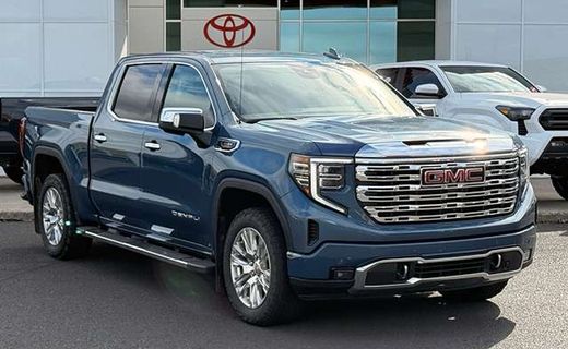 2025 GMC Sierra Denali