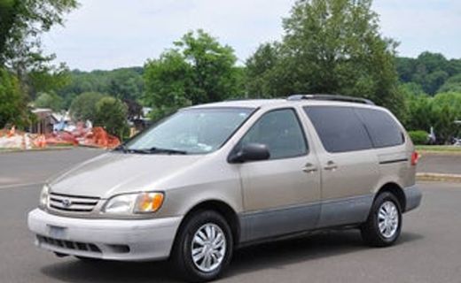 2002 Toyota Sienna LE