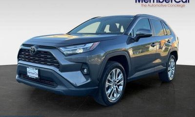 2022 Toyota RAV4 XLE Premium