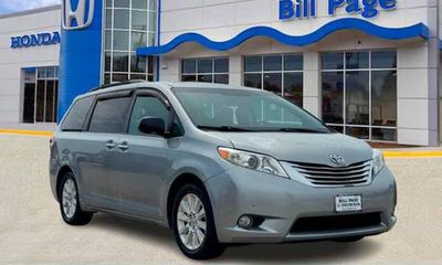 2011 Toyota Sienna Limited 7 Passenger