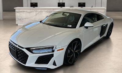 2023 Audi R8 V10 Performance