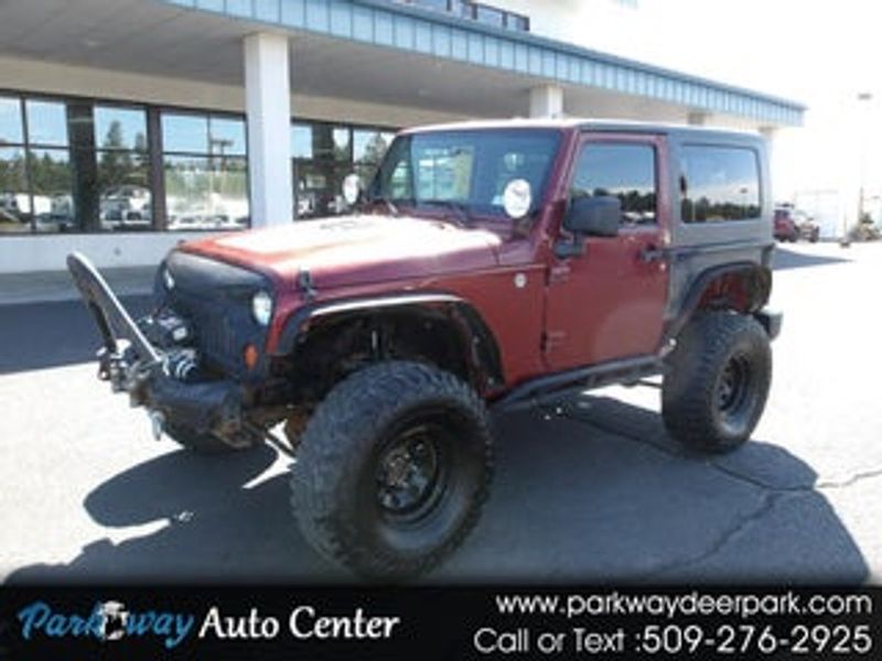 2007 Jeep Wrangler — a typically priced live listing