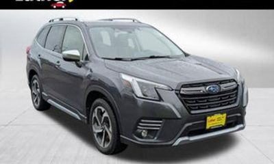 2023 Subaru Forester Touring ES Navi
