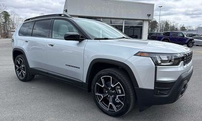 2026 Jeep Cherokee Overland