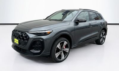 2026 Audi SQ5 Quattro Premium Plus