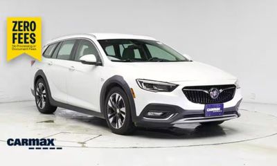 2018 Buick Regal Tourx Essence
