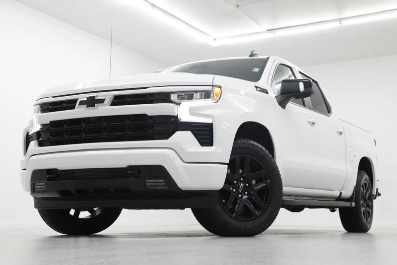 2023 Chevrolet Silverado — a typically priced live listing
