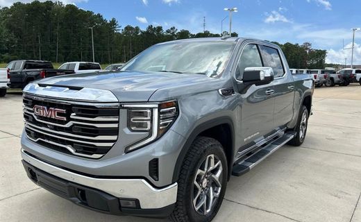 2026 GMC Sierra SLT