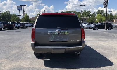 2014 Cadillac Escalade Luxury