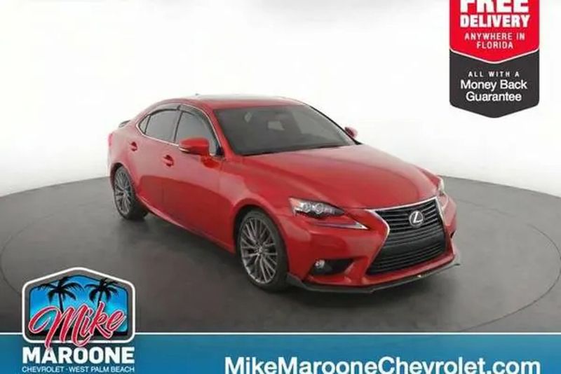 2016 Lexus IS — a typically priced live listing