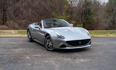 2017 Ferrari California T Roadster