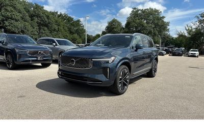 2026 Volvo XC90 Core