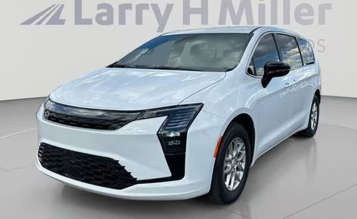 2027 Chrysler Pacifica Select