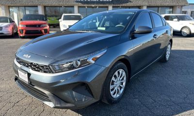 2022 Kia Forte FE LXS