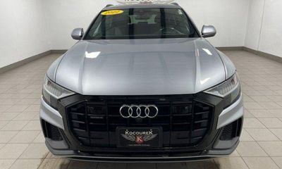 2022 Audi Q8 S Line Quattro