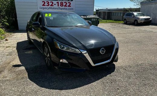 2022 Nissan Altima SV