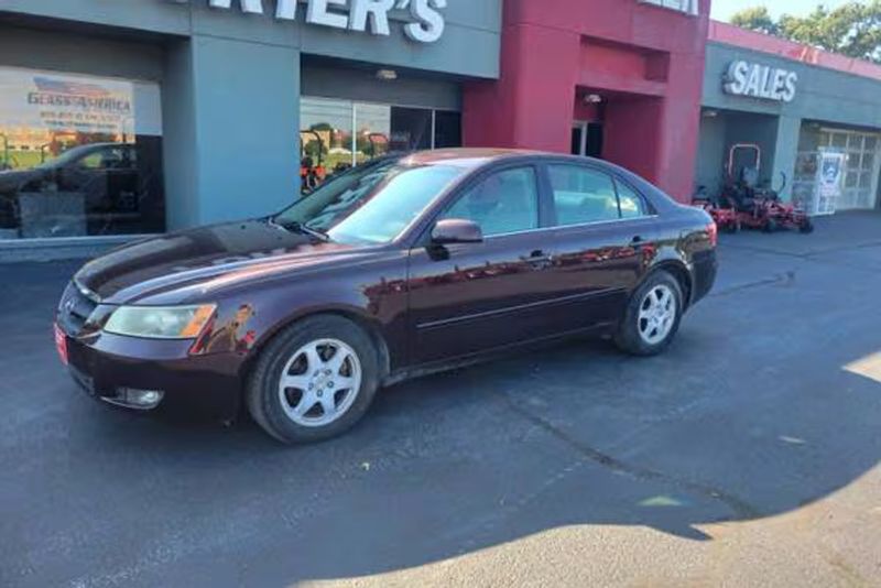 2006 Hyundai Sonata — a typically priced live listing