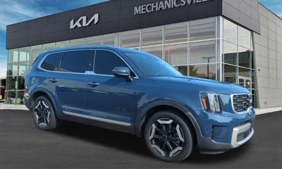 2023 Kia Telluride S