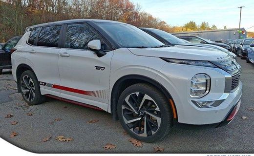 2024 Mitsubishi Outlander
