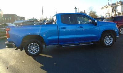 2025 Chevrolet Silverado LT