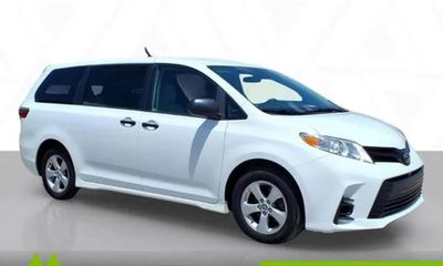 2020 Toyota Sienna D Grade