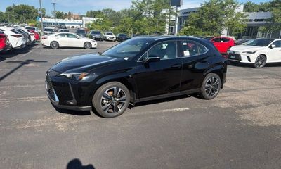 2025 Lexus UX 300H