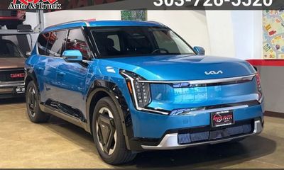2024 Kia EV9 Land