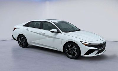 2024 Hyundai Elantra Limited