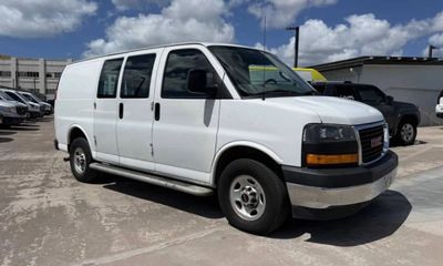 2021 GMC Savana 2500