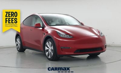 2023 Tesla Model Y Long Range