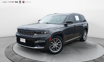 2022 Jeep Grand Cherokee Summit