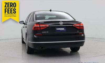 2016 Volkswagen Passat SE