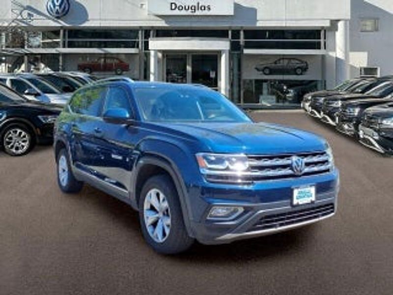 2020 Volkswagen Atlas — a typically priced live listing