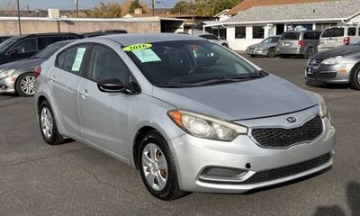 2016 Kia Forte GL Middle LOW