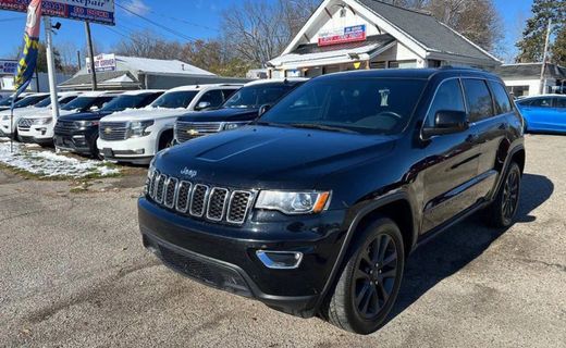 2019 Jeep Grand Cherokee Laredo