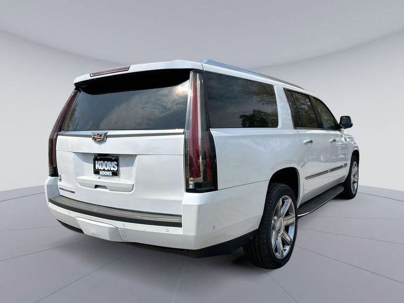 2020 Cadillac Escalade Esv — a typically priced live listing