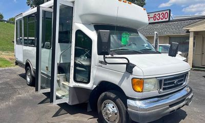 2005 Ford E-450 E 450