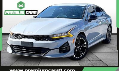 2022 Kia K5