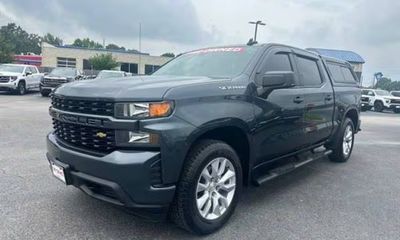 2022 Chevrolet Silverado LTD Custom