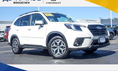 2024 Subaru Forester Premium