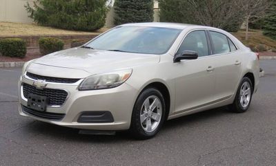 2015 Chevrolet Malibu LS 1FL