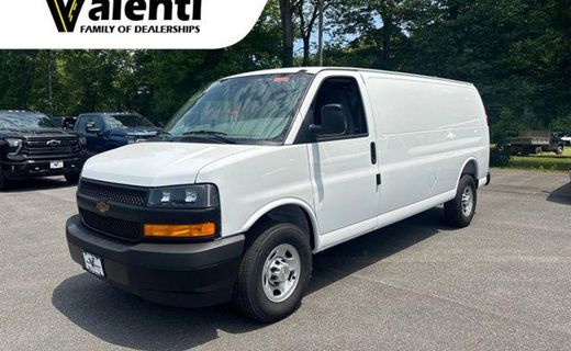 2026 Chevrolet Express EXT