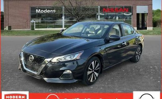 2022 Nissan Altima SV