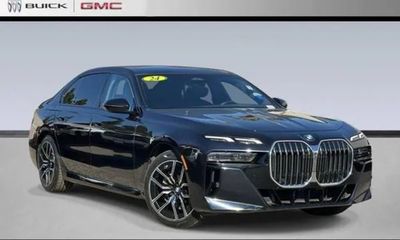 2024 BMW 740I