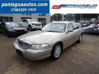 2007 Lincoln Town CAR Signature