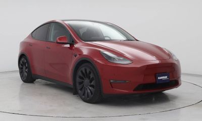 2023 Tesla Model Y Performance