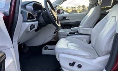 2021 Chrysler Pacifica Touring L