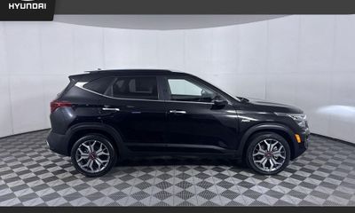 2023 Kia Seltos SX