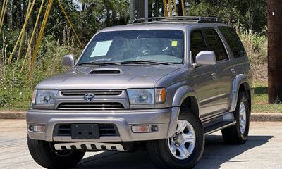 2002 Toyota 4Runner SR5